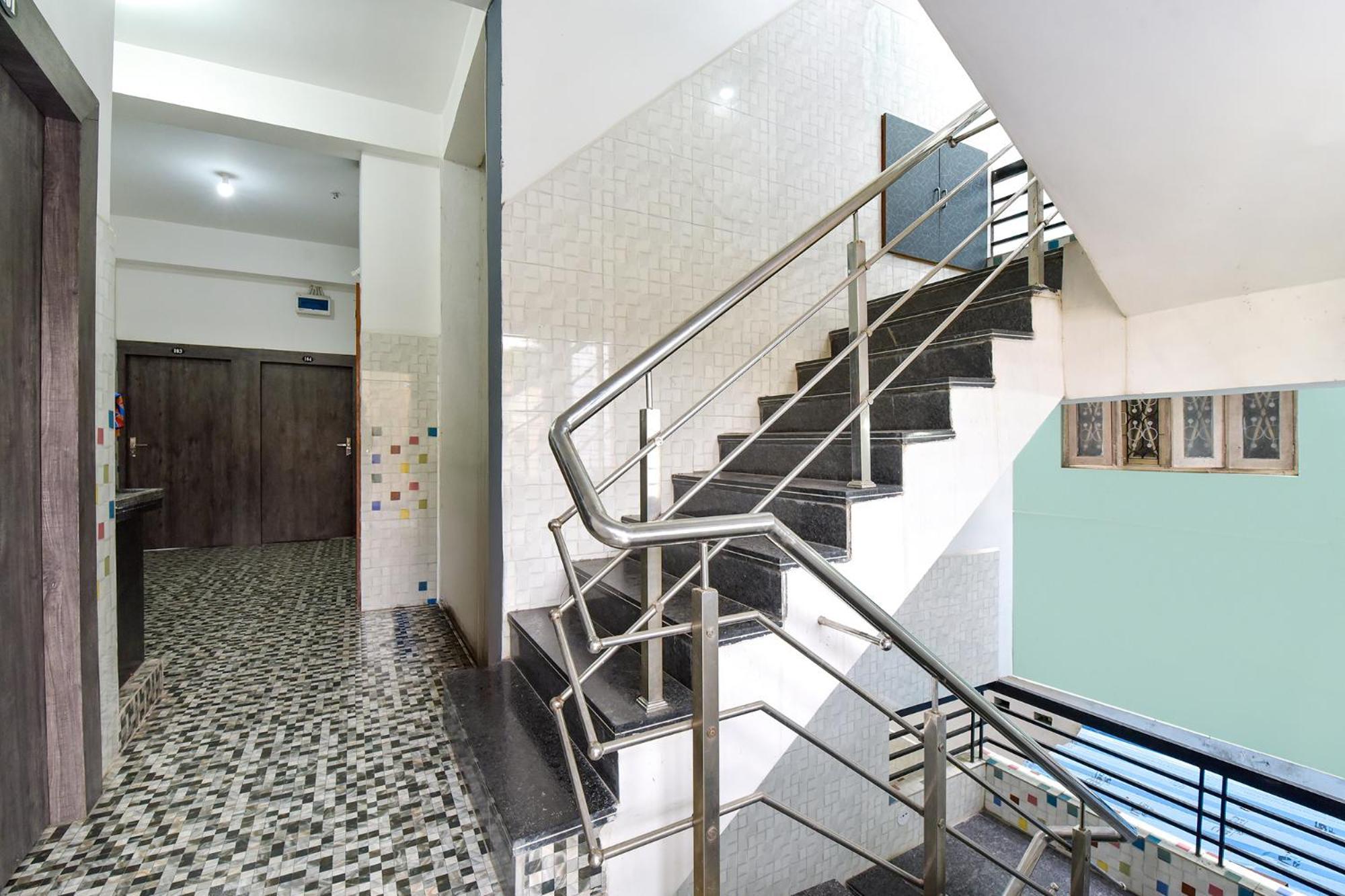 אויאיין Fabexpress Soni Palace מראה חיצוני תמונה